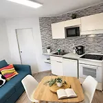 Apartamento Party Coast For Young Travelers