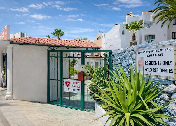 Apartment Party Coast For Young Travelers Playa de las Americas (Tenerife)