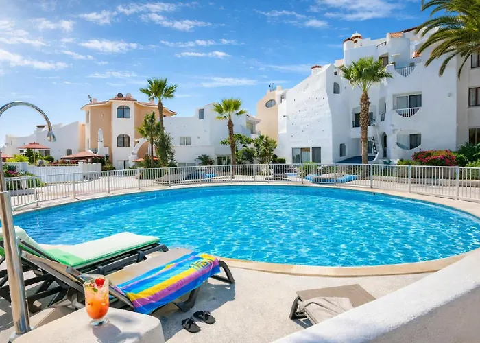Party Coast For Young Travelers *
